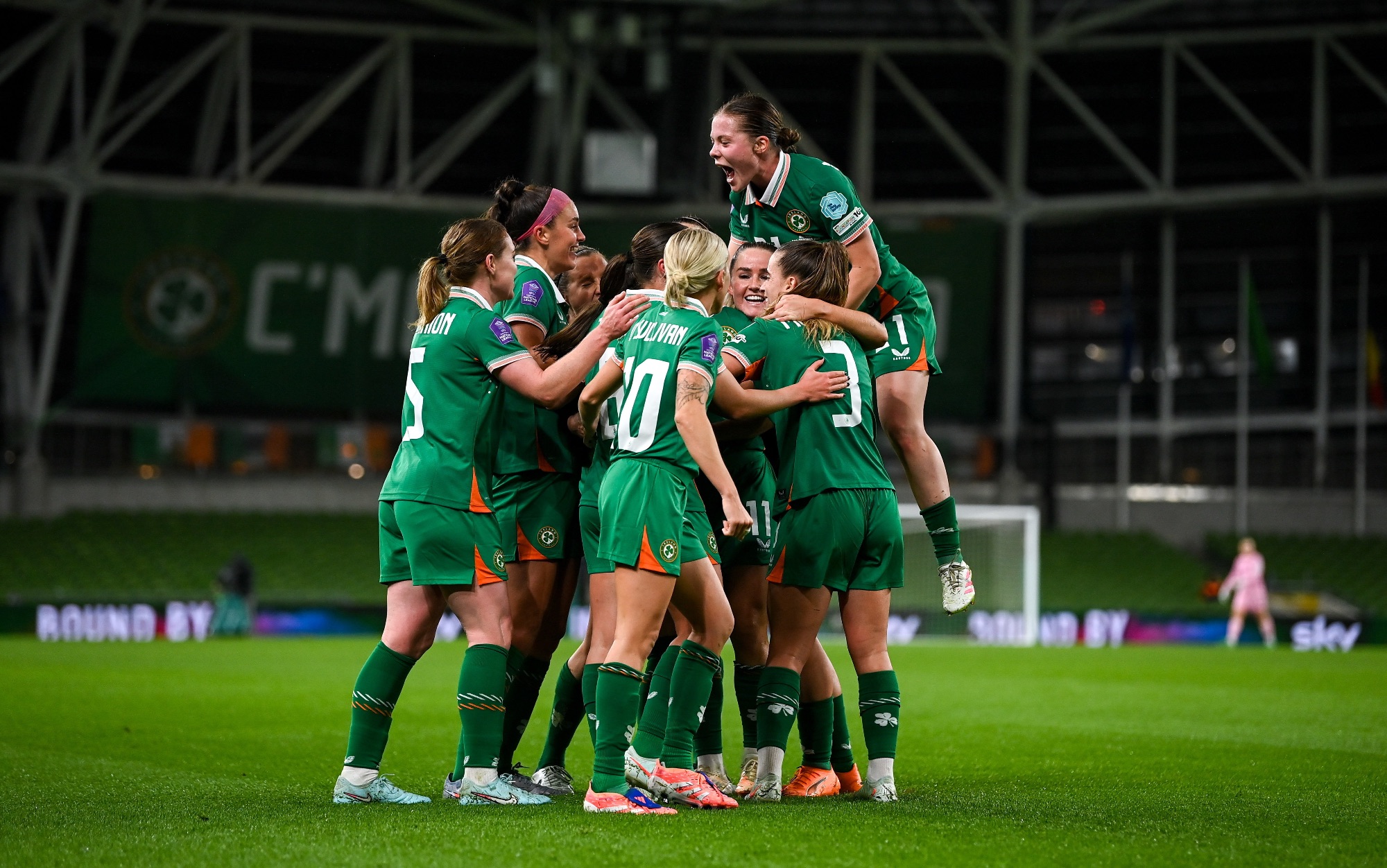 WNT Celebrate v Belgium 2025.jpg