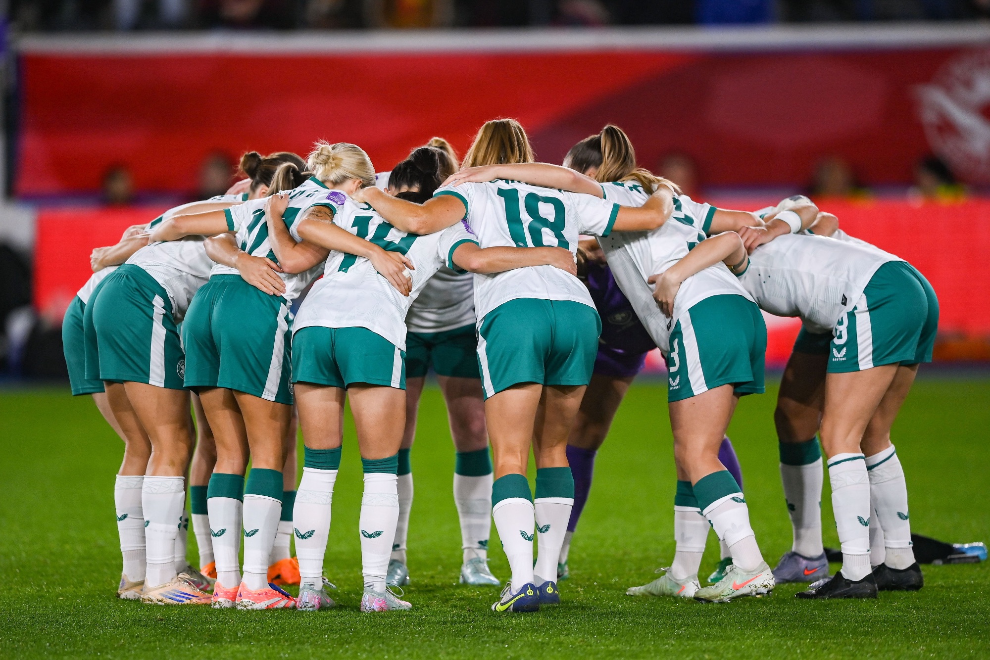 WNT Away Huddle 2025.jpg